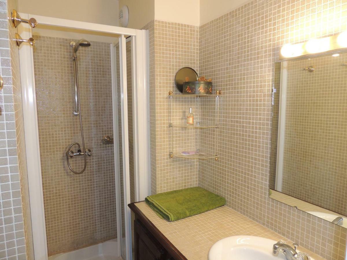 Studio Vieil Antibes Plage Apartment Bagian luar foto
